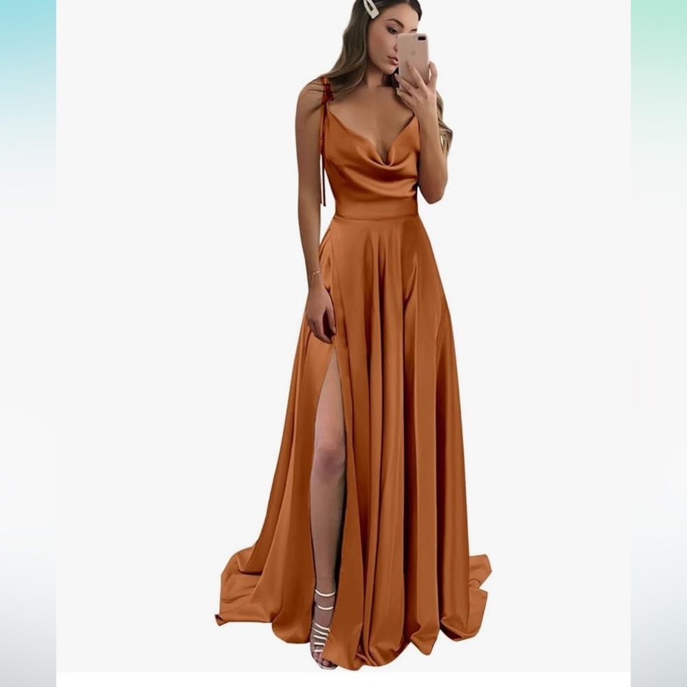 Sienna Women's Spaghetti Straps Bridesmaid Dresses with Pockets Satin
